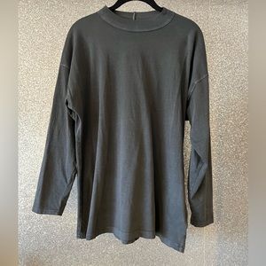 NWOT - Free People - We The Free long sleeve tee shirt - Charcoal Grey - XS